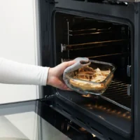 ظرف نگهدارنده غذا با در، مربعی/شیشه‌ای، ۶۰۰ میلی‌لیتر ایکیا مدل IKEA 365+
