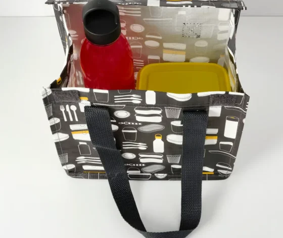 بطری آب، راه راه/خاکستری تیره، ۰.۷ لیتر ایکیا مدل IKEA 365+